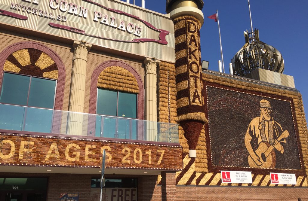 Corn Palace Willie Nelson